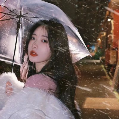 龙纹身的女鬼入镜